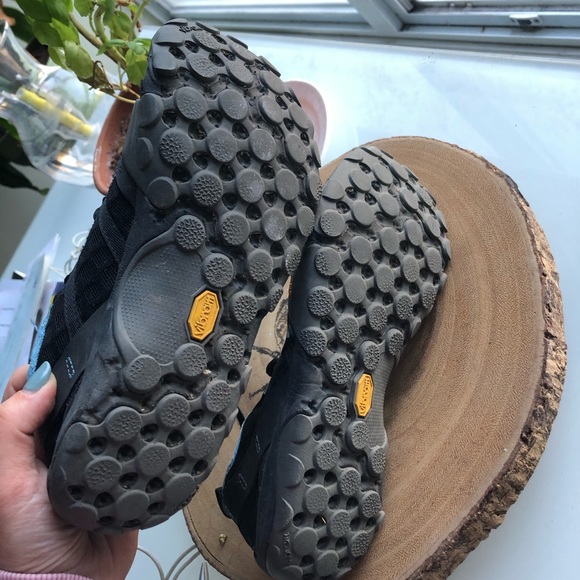 New Balance trail running shoes - Picture 4 of 4